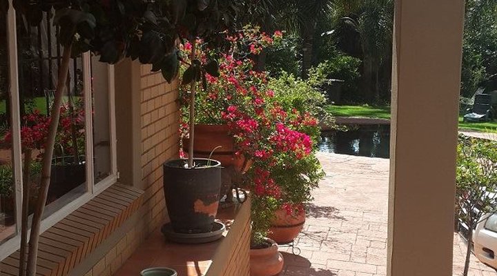 BellaCanella Guest House