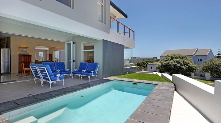 Greenways Beach House