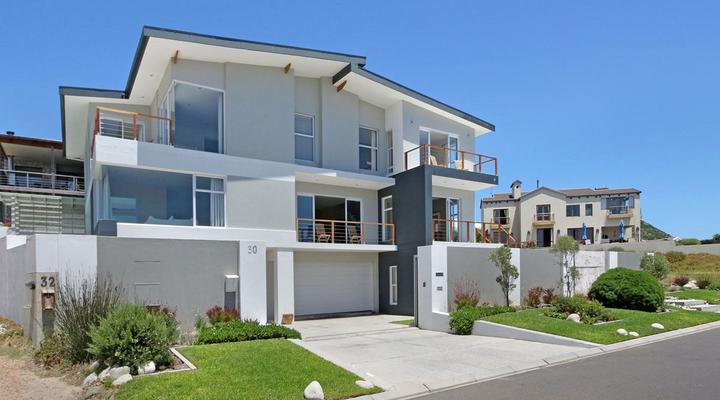 Greenways Beach House