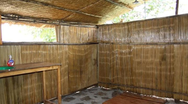 Nga' Moru Wilderness Camp