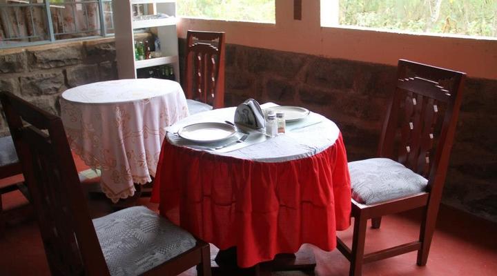 Olooloitikoshi Delights