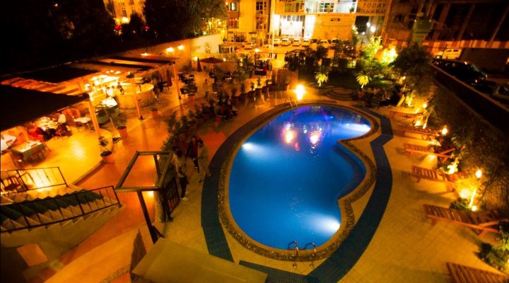 Monarch Hotel