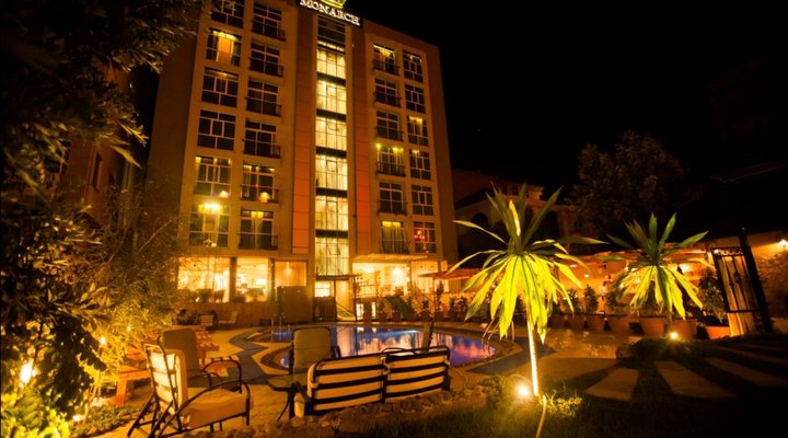 Monarch Hotel