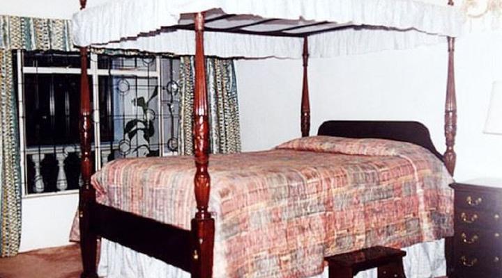 The Capricorn Hotel and Tours