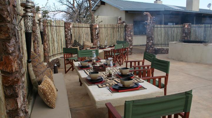Buffalo Thorn Safari Lodge
