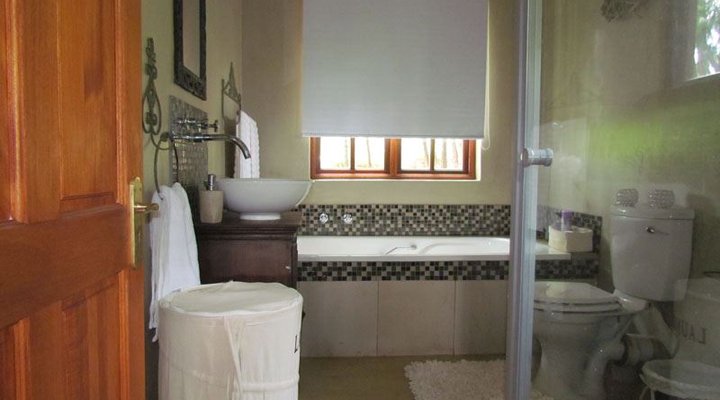 Pinella and Castanea Farm Cottages