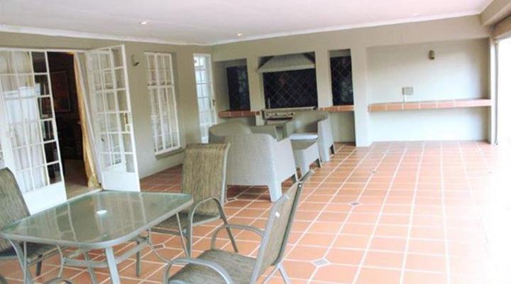 Arriveé-Adieu Guest House