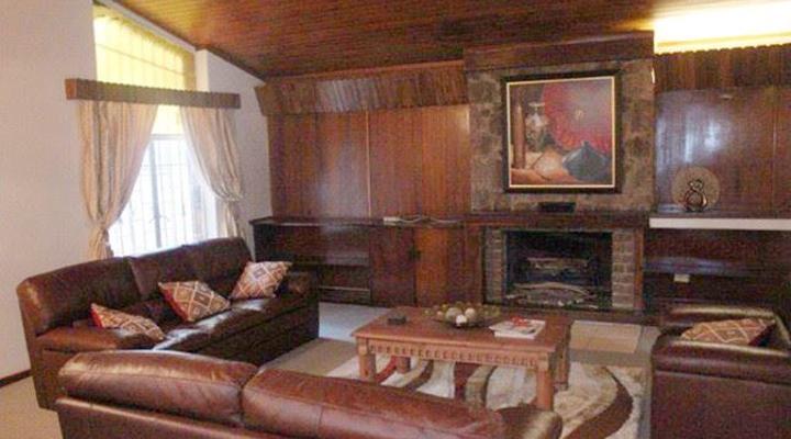 Arriveé-Adieu Guest House