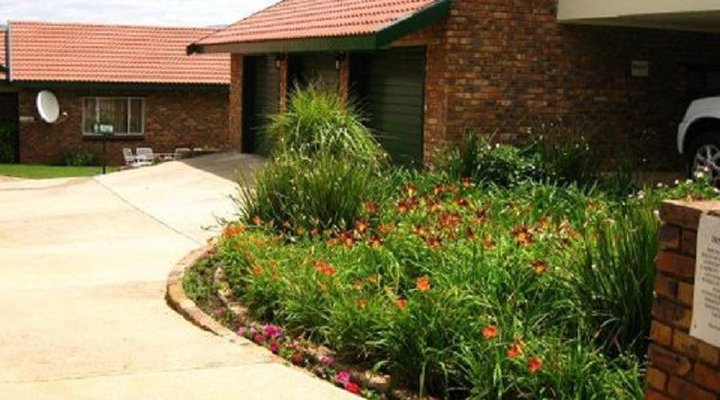 Rooidraai Estate Guesthouse