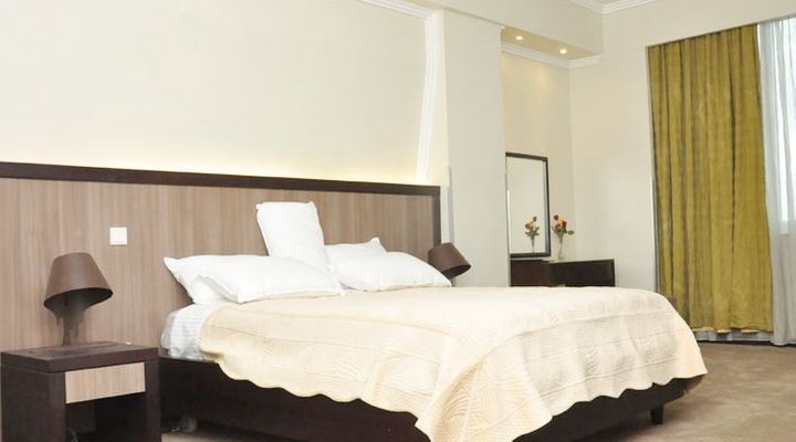 Elilly International Hotel