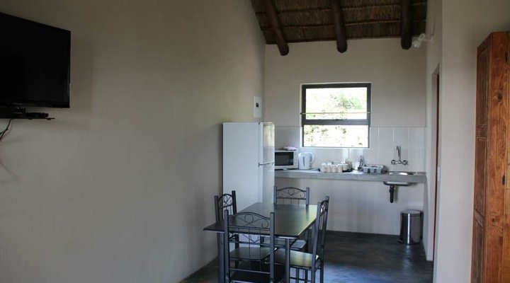 Oppi Berg Restaurant and Lodge