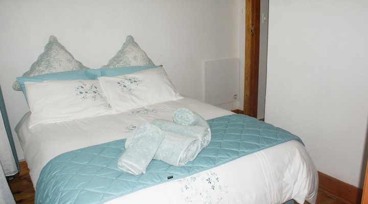 Cullinan Lakeview Cottage