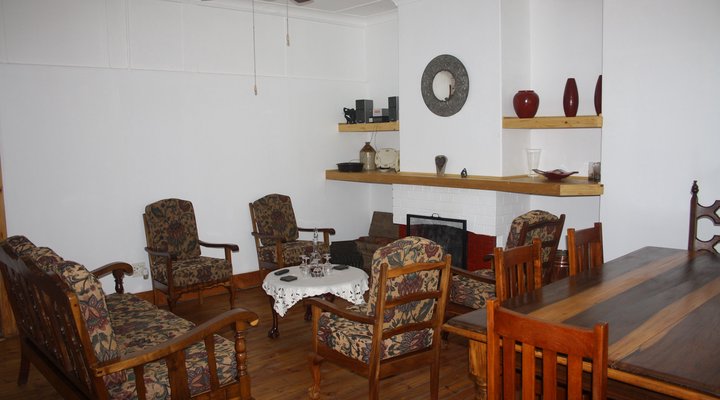 Cullinan Lakeview Cottage