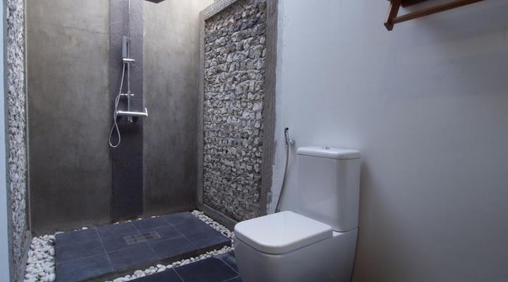 Maldives Oceanic Village