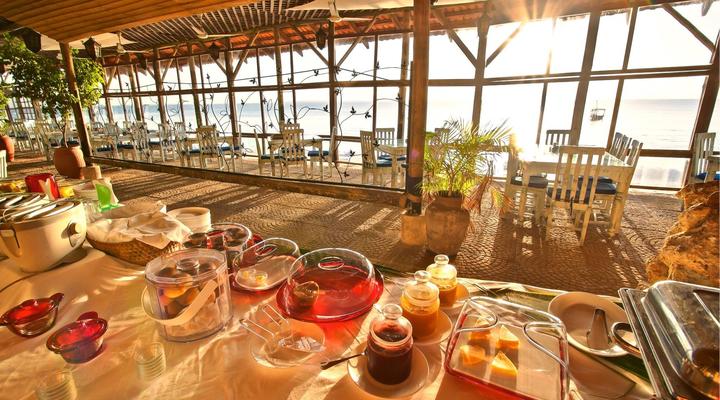 Mediterraneo Hotel and Restaurant