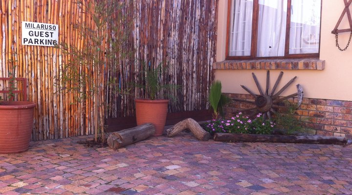 Shell Millé Self Catering