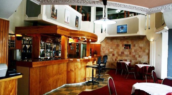 Ararat Hotel