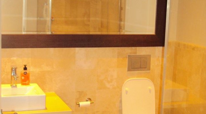 Ash and Broc Cottage