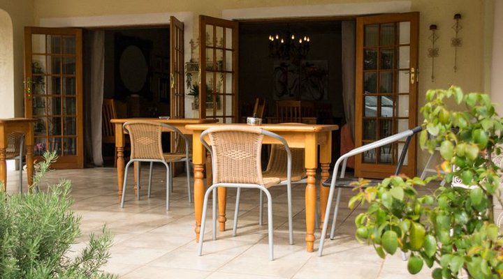 The Prince & the Pauper Guest House