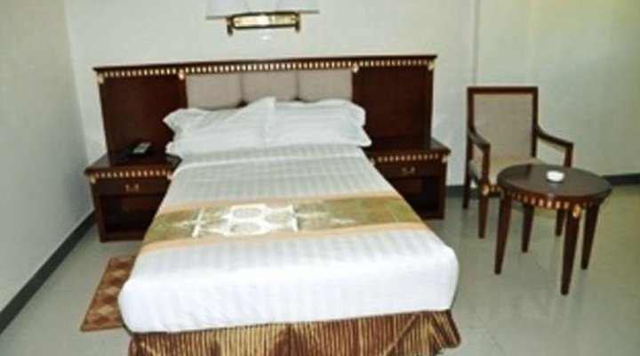 Florida International Hotel