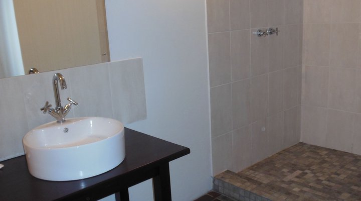 The Nutshell Guesthouse