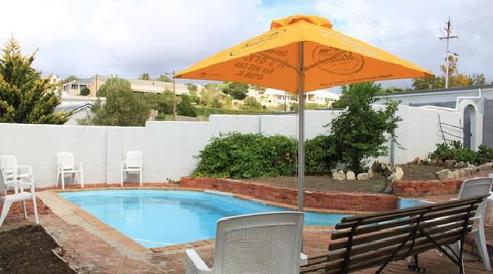 Napier Country Hotel