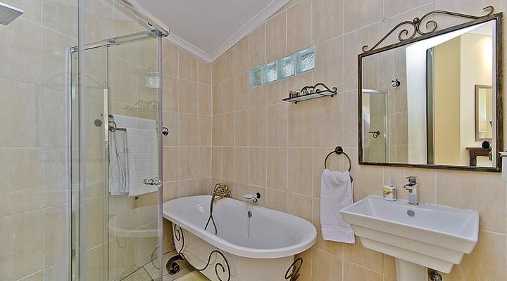 Janana Guesthouse & Conference Venue