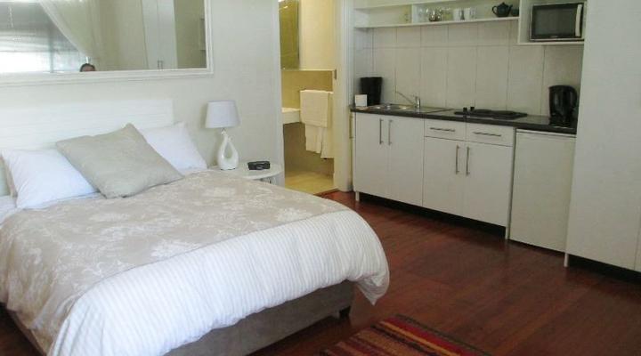 11 Herschel Court Studio