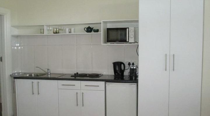 11 Herschel Court Studio