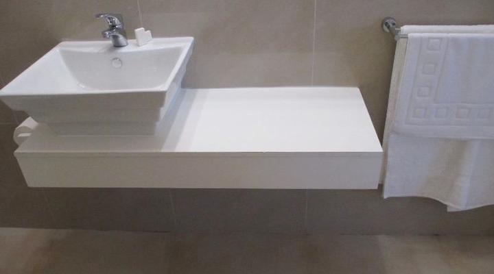 11 Herschel Court Studio