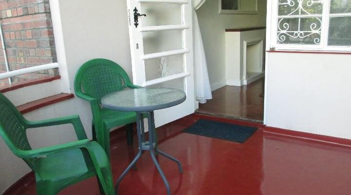 11 Herschel Court Studio