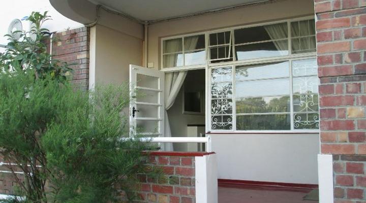 11 Herschel Court Studio