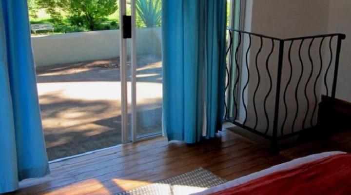 Bluegum Cottage @ The Garlic House