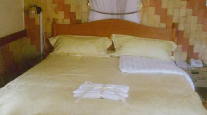 Hotel Dew Church Drive