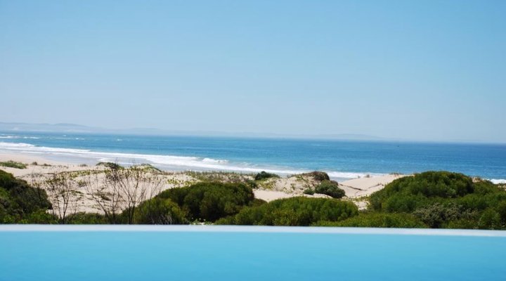 Moya Manzi Beach House
