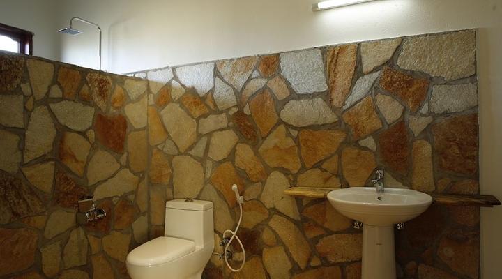 Lake Eyasi Safari Lodge