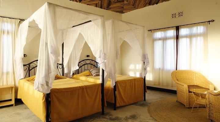 Lake Eyasi Safari Lodge