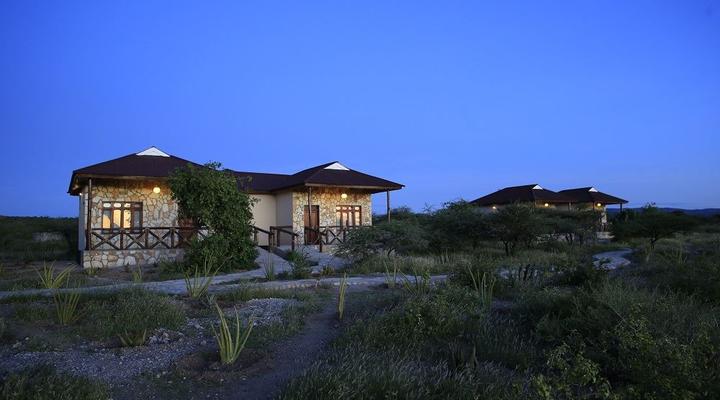 Lake Eyasi Safari Lodge