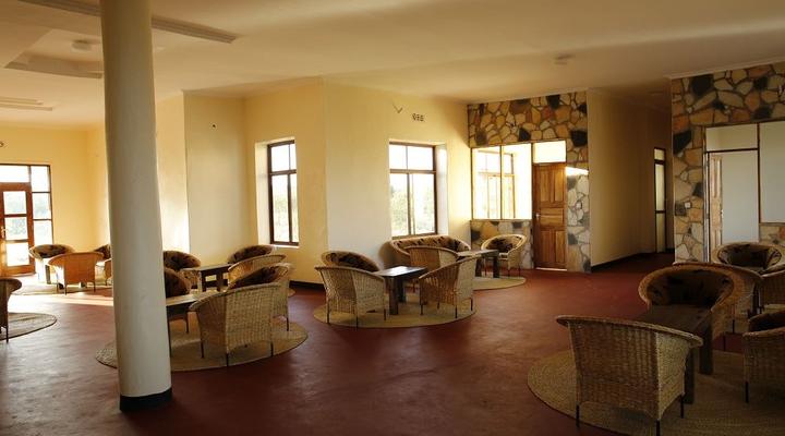 Lake Eyasi Safari Lodge