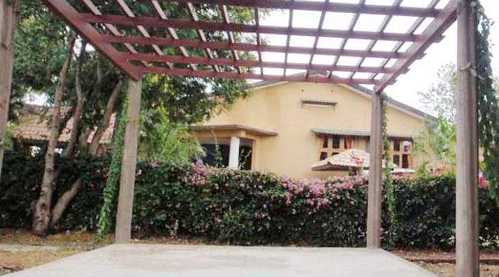 Meserani Oasis Lodge