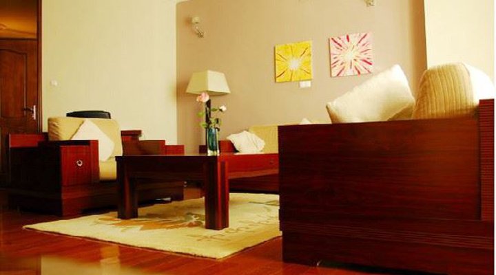 Diplomat Luxury Apartment