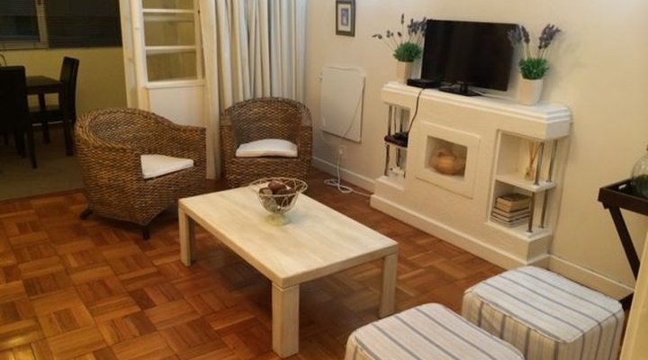 Apartment 14 Herschel Court