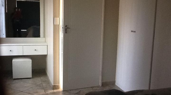 Sun-Ray Self-catering