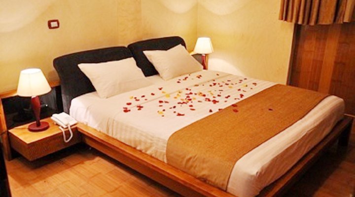 The Arck Hotel