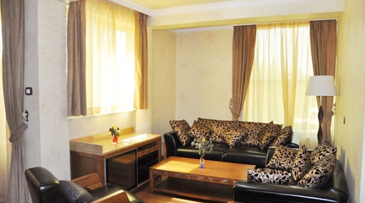 The Arck Hotel