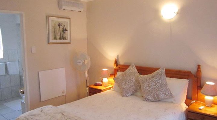 Two Owls Guest House 