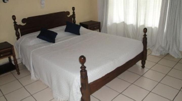 Papillon Garden Bar Villa