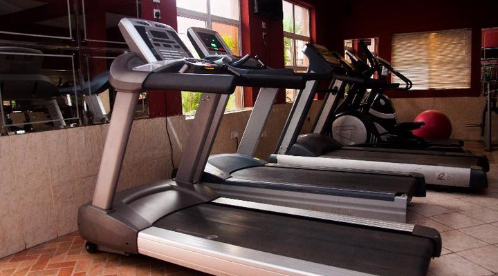 DPalms Airport Hotel