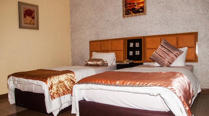 DPalms Airport Hotel