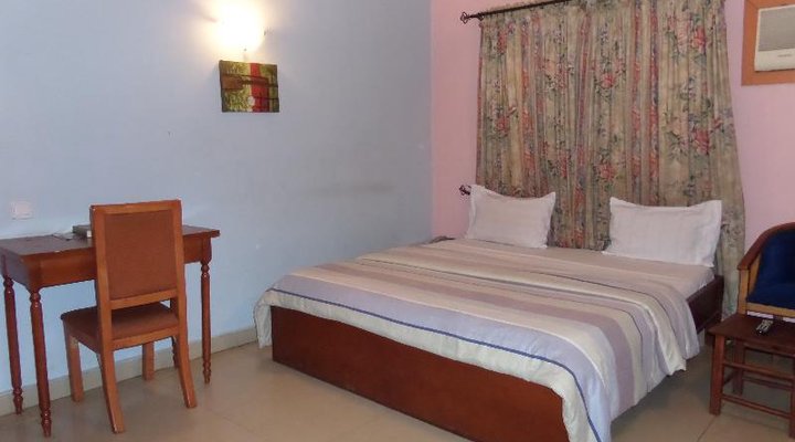 De Next Centre Resort Limited